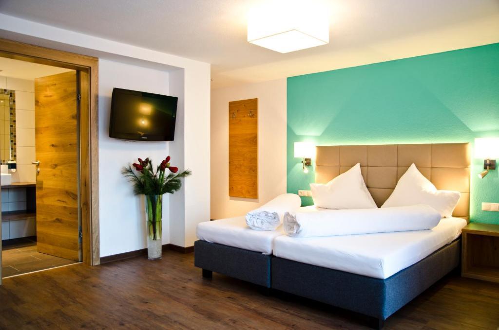 Hotel Garni Alpenland Ischgl Quarto foto